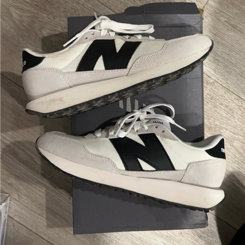 Women’s new balance 237 sneakers